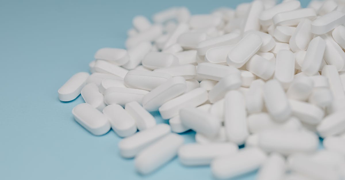 découvrez l'auto-médication : ses avantages, risques et conseils pour une utilisation sécurisée des médicaments sans ordonnance. informez-vous pour prendre soin de votre santé en toute responsabilité.
