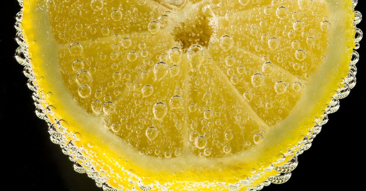découvrez tout ce qu’il faut savoir sur la stimulation clitoridienne : techniques, conseils et bienfaits pour le plaisir féminin. explorez notre guide pour une vie intime épanouissante.