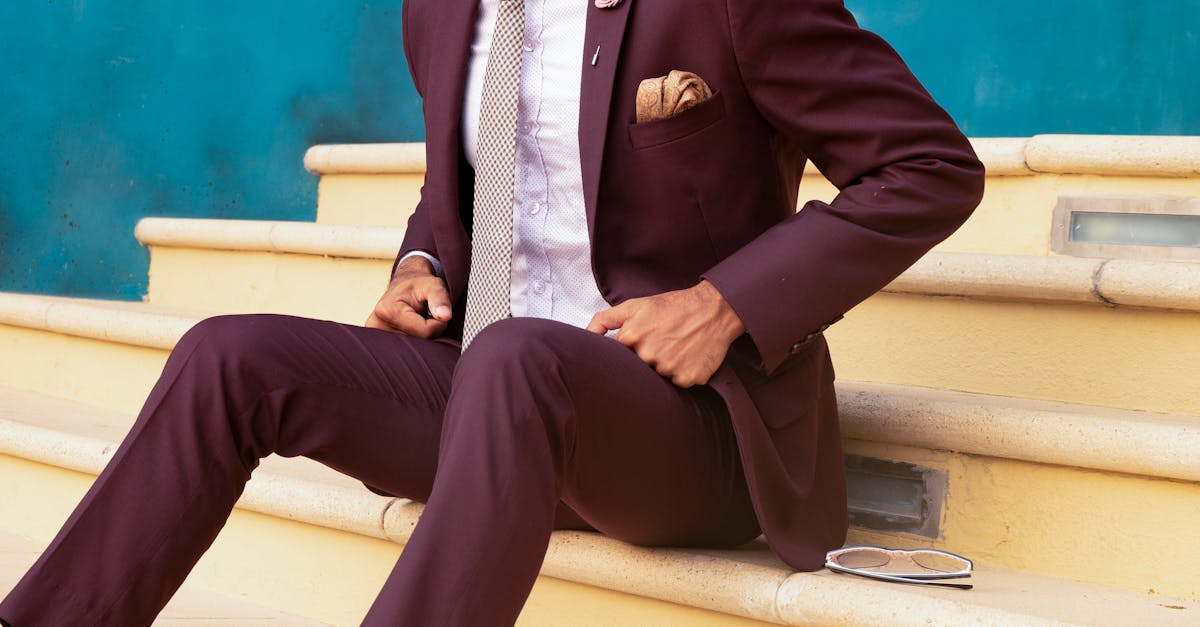 découvrez notre sélection d'accessoires raffinés : des pièces élégantes et tendances pour sublimer votre style au quotidien. offrez-vous le luxe du détail.