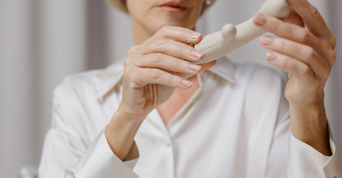 découvrez notre sélection de sex toys pour tous les goûts et tous les plaisirs. trouvez l'accessoire idéal pour égayer votre intimité, seul(e) ou à deux, en toute discrétion et sécurité.