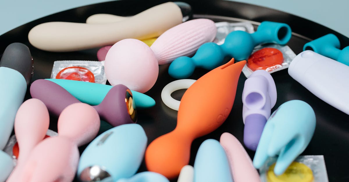 découvrez notre sélection de sex toys de qualité pour tous les plaisirs et toutes les envies. explorez de nouveaux horizons sensuels en toute discrétion et sécurité. livraison rapide et confidentielle.
