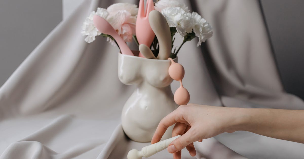 découvrez notre sélection de sextoys pour pimenter votre vie intime, seul(e) ou à deux. discrétion, qualité et plaisir garantis. trouvez l'accessoire parfait adapté à vos envies !