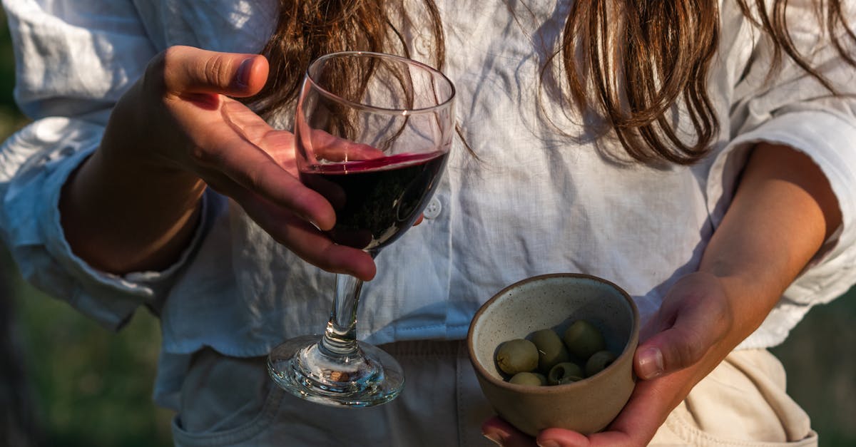 découvrez l'essence du plaisir sophistiqué : raffinement, élégance et expérience sensorielle incomparable pour sublimer chaque moment.