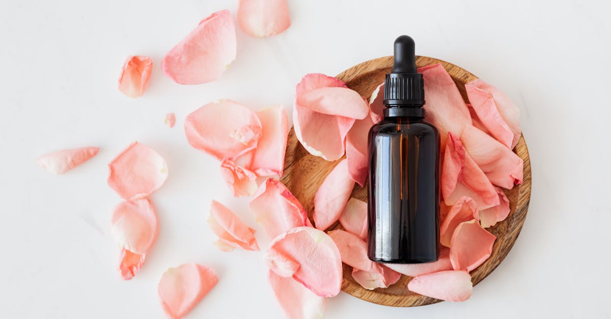 découvrez notre huile de massage chauffante pour des moments de détente intense. sa formule unique réchauffe la peau, favorise la relaxation et apaise les tensions musculaires. idéale pour un massage sensuel ou bien-être à la maison.